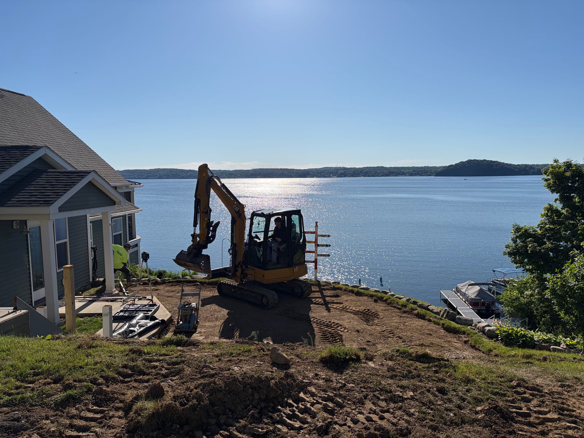 Gallery photos for Cambridge Paver Patio and Boulder Wall on Saratoga Lake: Image #4
