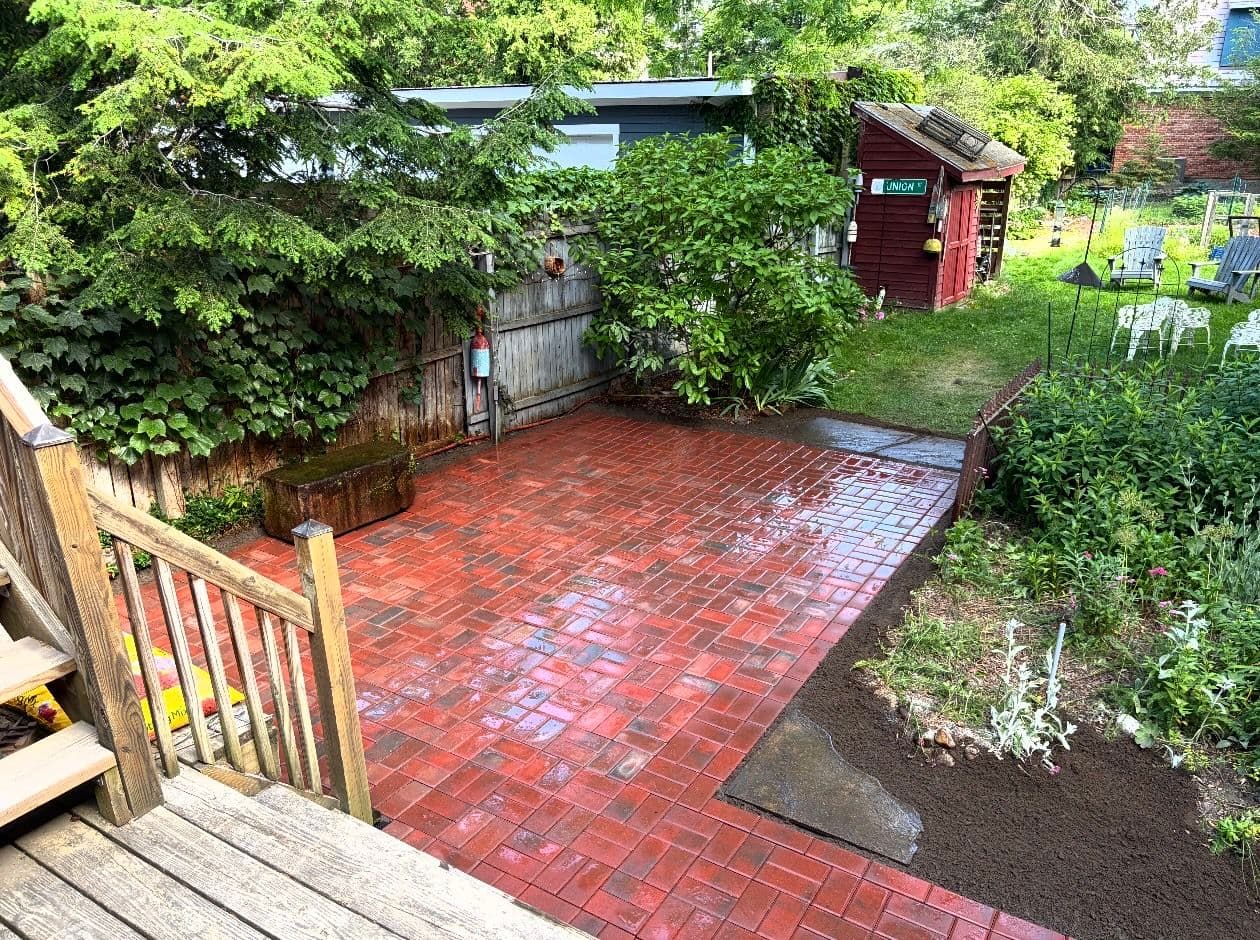 Gallery photos for Classic Red Brick Patio Built in Schenectady's Stockade Historic District: Image #1